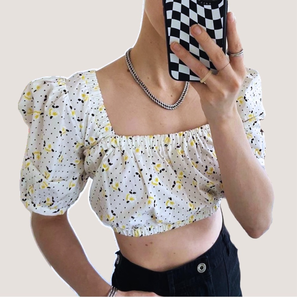 Puff-Sleeve Cropped Blouse